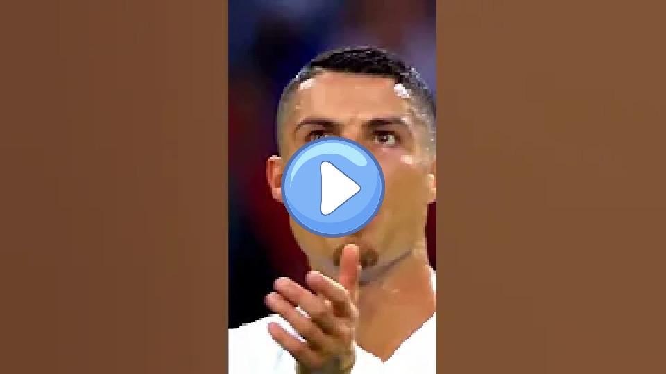 Play video: Respect between Ronaldo and Cavani. 🥰 Video thumb: Respect between Ronaldo and Cavani. 🥰