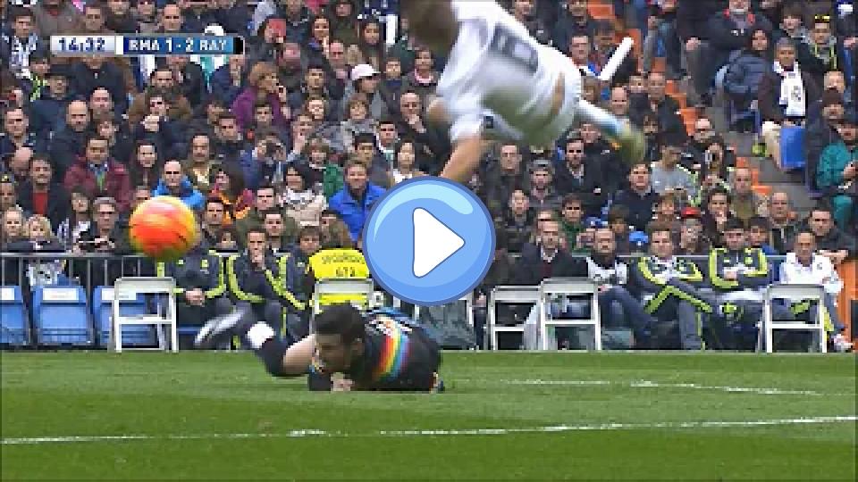Play video: Toni Kroos - Never pretends. Video thumb: Toni Kroos - Never pretends.