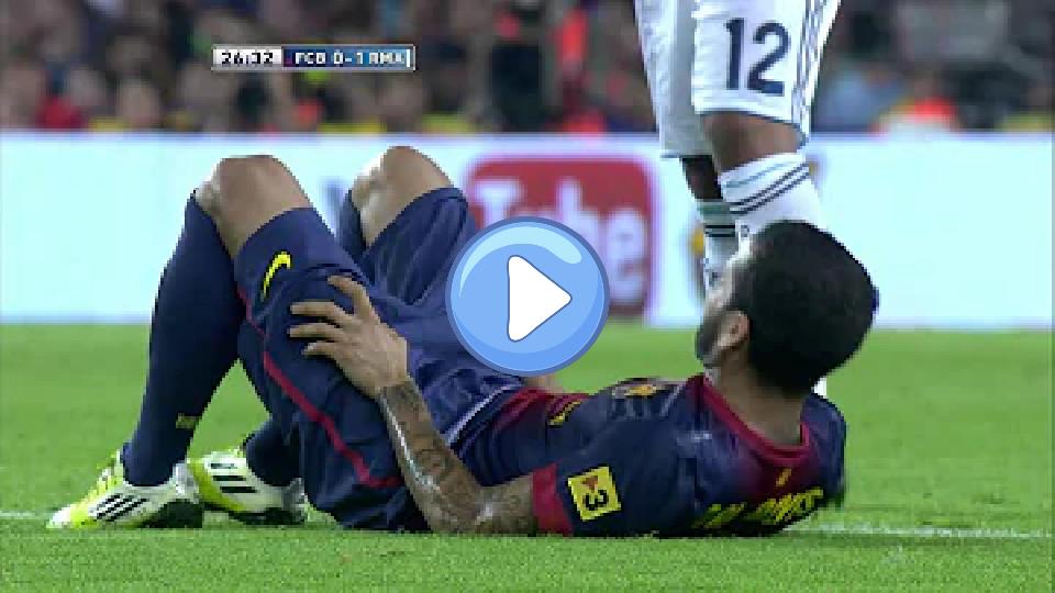 Play video: Dani Alves injury Video thumb: Dani Alves injury