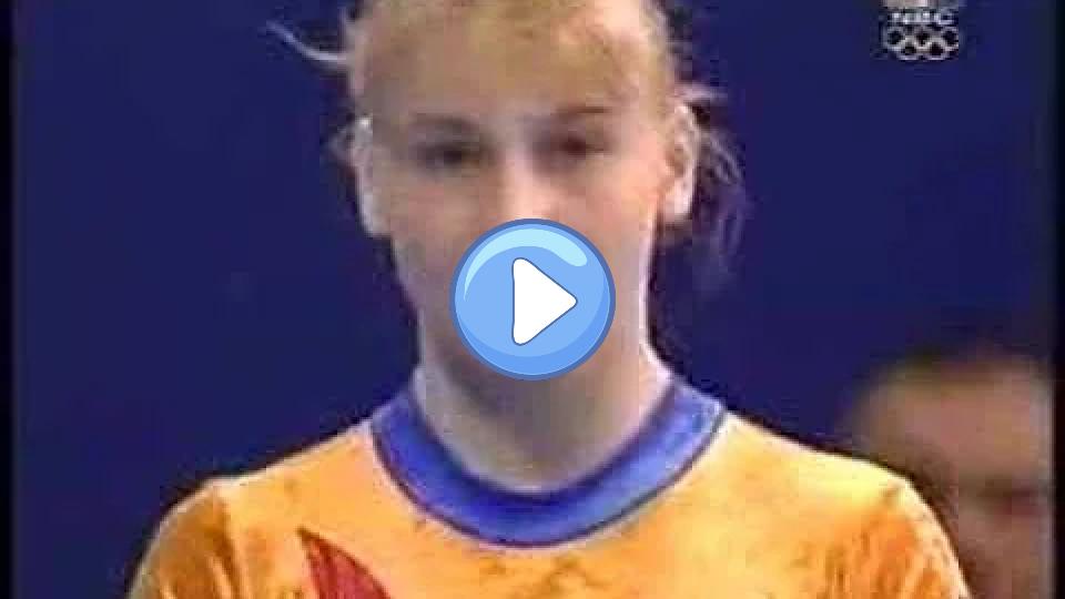 Play video: Simona Amanar - 2000 Olympics Event Final - Vault 1 Video thumb: Simona Amanar - 2000 Olympics Event Final - Vault 1